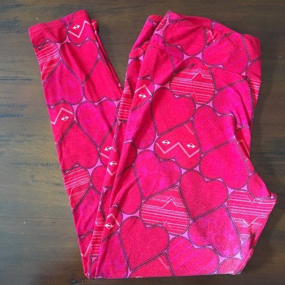 LuLaRoe Pants - Lularoe TC Valentines Heart Leggings 10-22